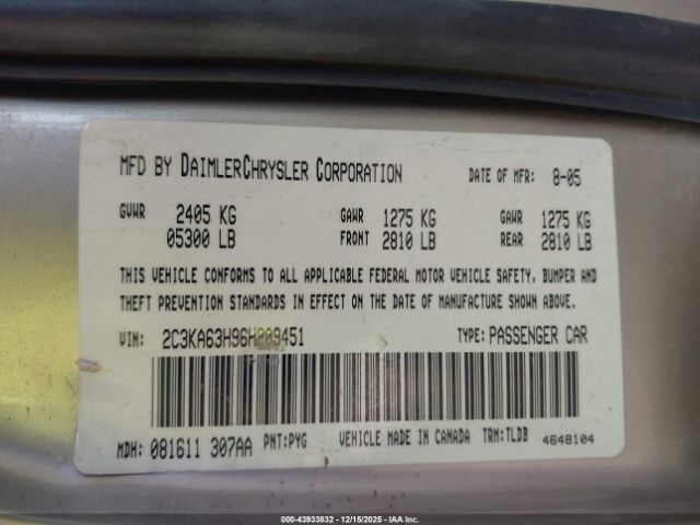 Chrysler 300c Image 11