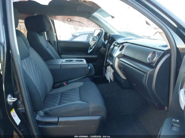 Toyota Tundra Sr5 5.7l V8 Image 12