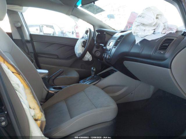 Kia Forte Lx Image 11