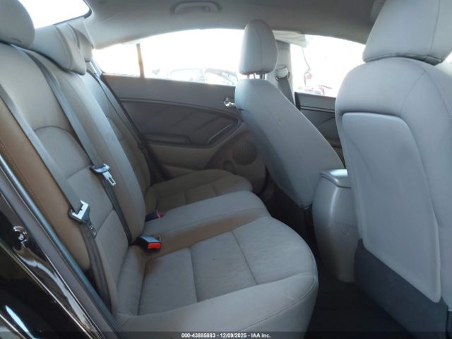 Kia Forte Lx Image 2