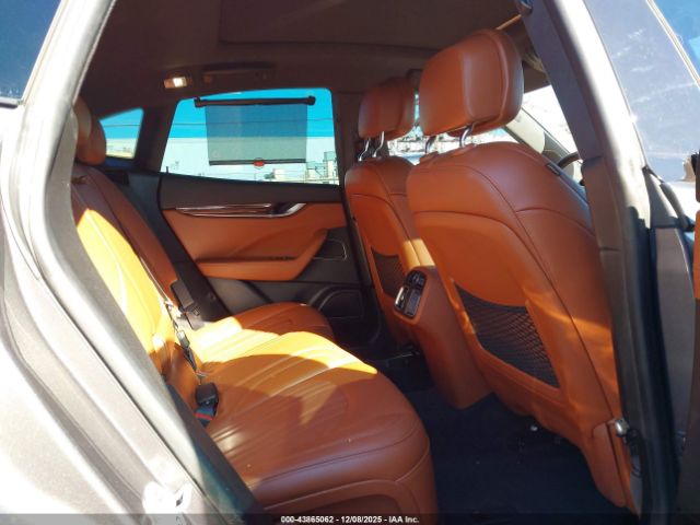 Maserati Levante Granlusso Image 8