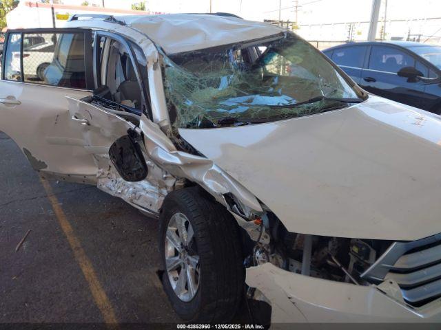 Toyota Highlander Base Plus V6 Image 9