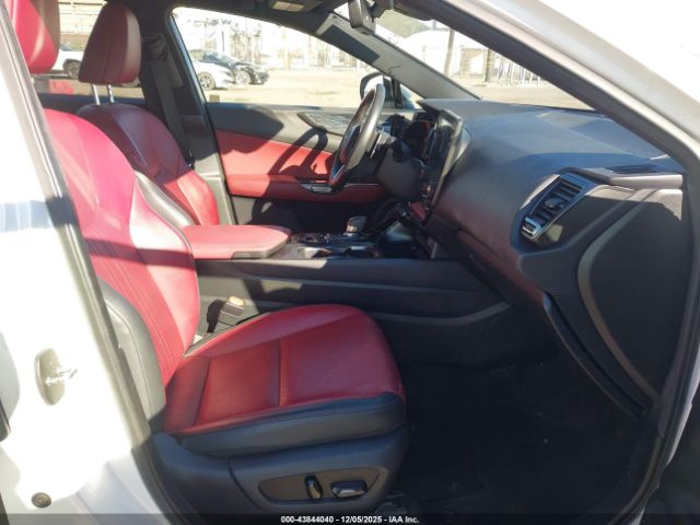 Lexus NX Premium Image 17