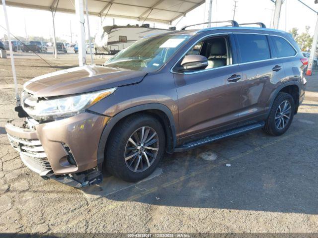 Toyota Highlander Xle Image 7