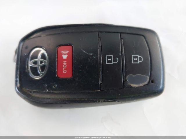 Toyota Corolla Le Image 2