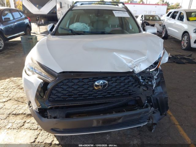 Toyota Corolla Le Image 3