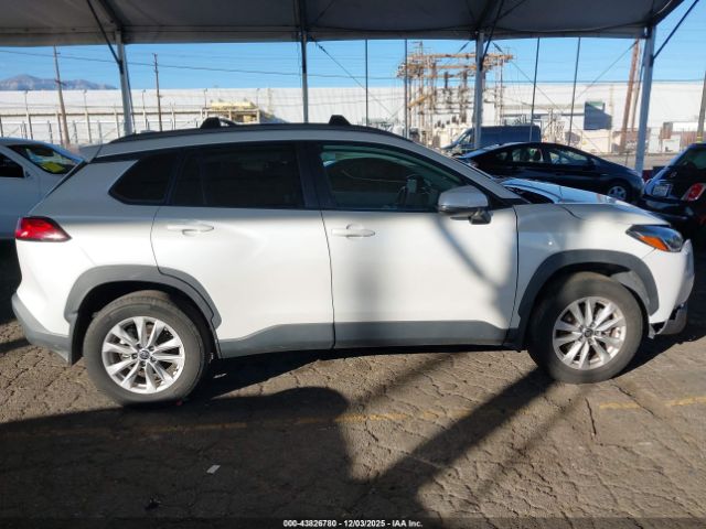 Toyota Corolla Le Image 9