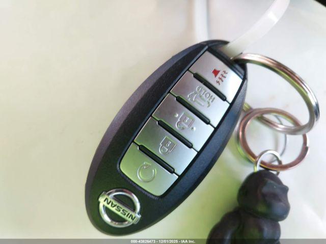 Nissan Pathfinder Sl Image 9