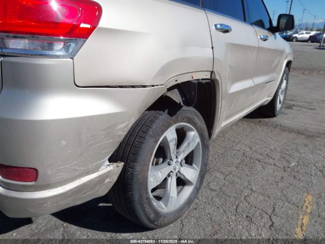 Jeep Grand Cherokee Overland Image 2