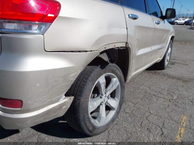 Jeep Grand Cherokee Overland Image 2