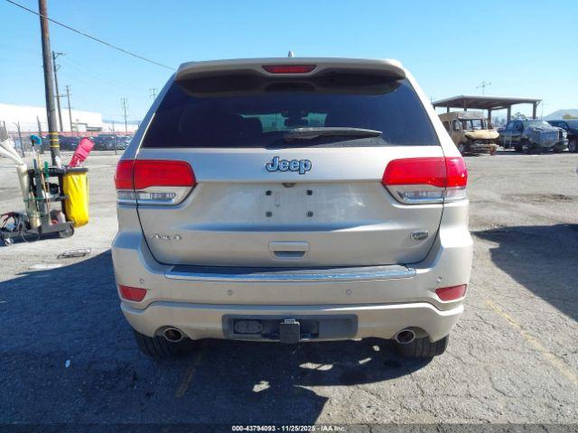 Jeep Grand Cherokee Overland Image 14