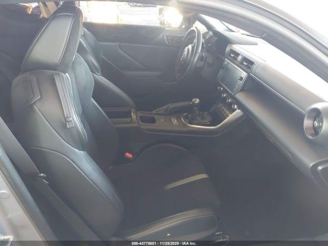 Toyota GR86 Premium Image 15