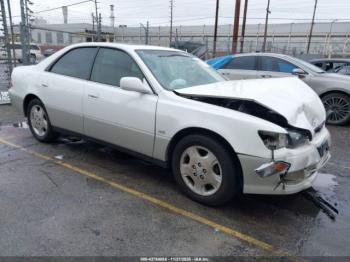 Salvage Lexus Es