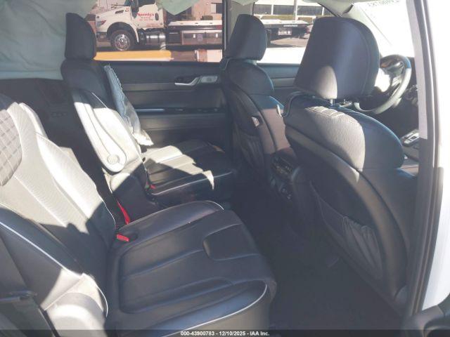 Hyundai PALISADE Limited Image 3