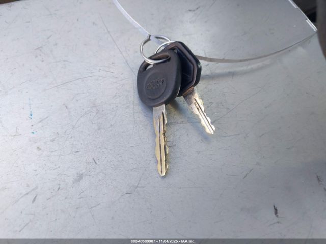 Chevrolet Silverado 2500 Work Truck Image 6