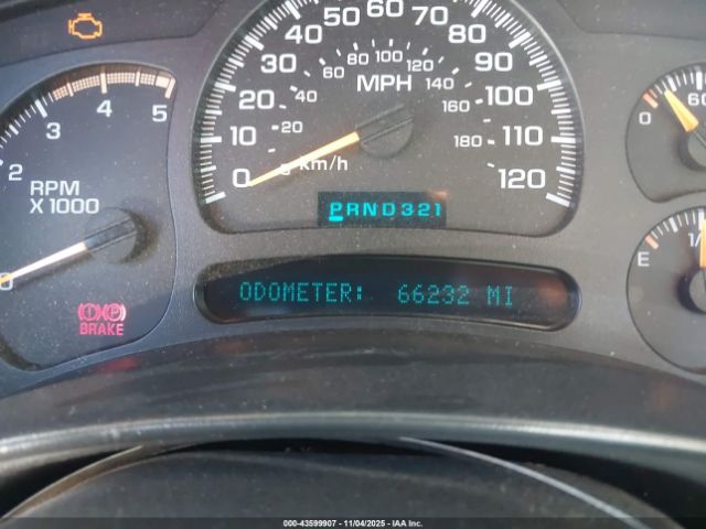 Chevrolet Silverado 2500 Work Truck Image 10