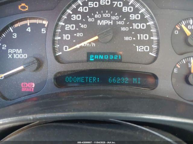 Chevrolet Silverado 2500 Work Truck Image 10