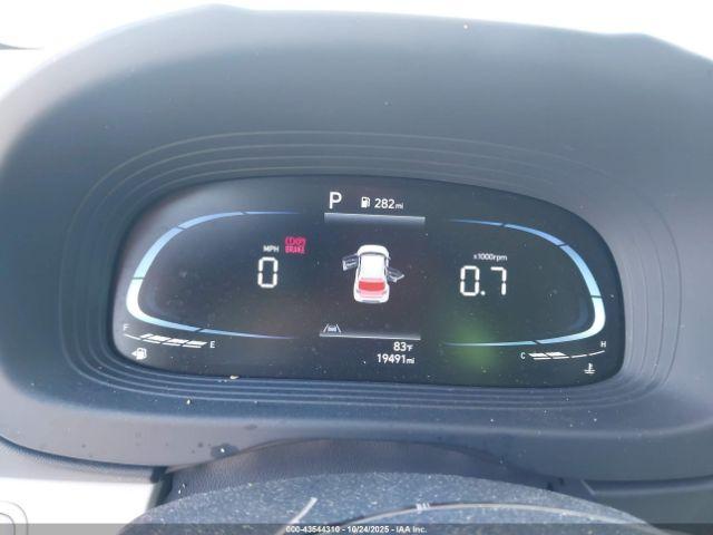 Hyundai VENUE Limited Image 10