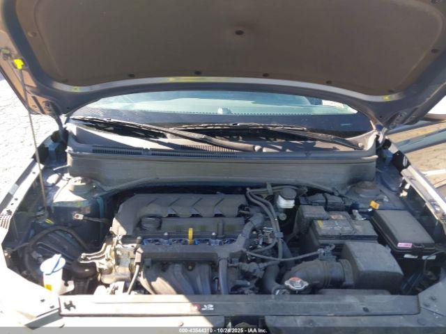 Hyundai VENUE Limited Image 8