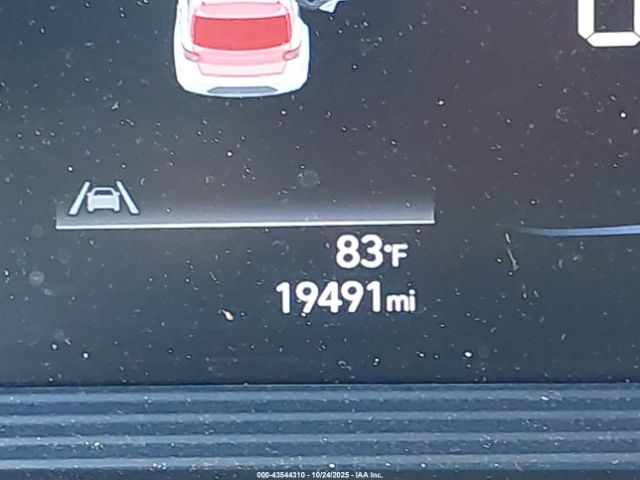 Hyundai VENUE Limited Image 16