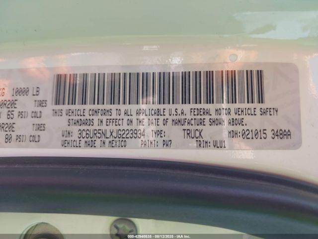 Ram 2500 Laramie  4x4 6'4 Box Image 16