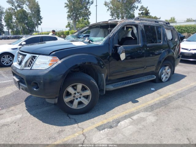 Nissan Pathfinder Sv Image 3