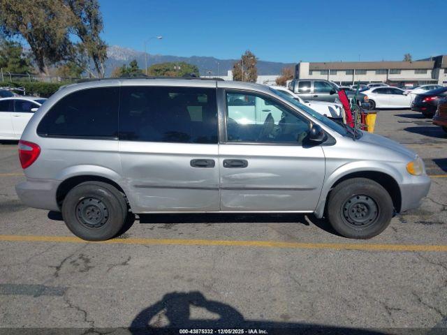 Dodge Caravan Se Image 13