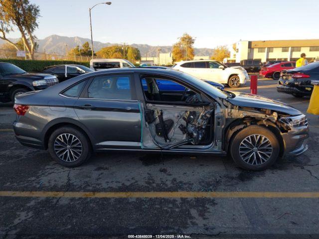 Volkswagen Jetta Image 14