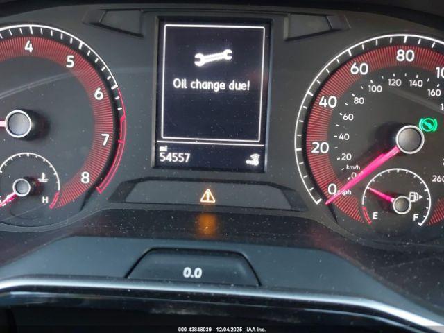 Volkswagen Jetta Image 12