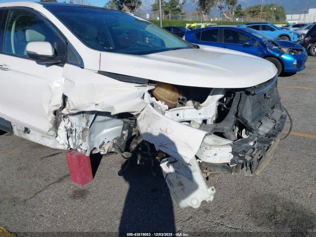 Ford Edge Titanium Image 5