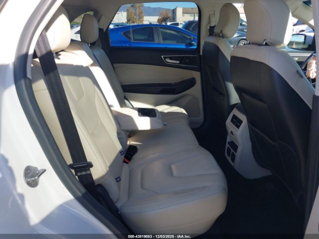 Ford Edge Titanium Image 9