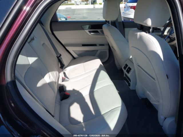 Jaguar XF 30t Prestige Rwd Automatic Image 16