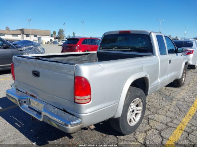 Dodge Dakota Image 2