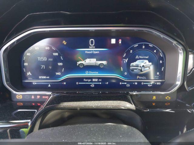 Chevrolet Silverado 1500 2wd  Standard Bed Lt Image 13