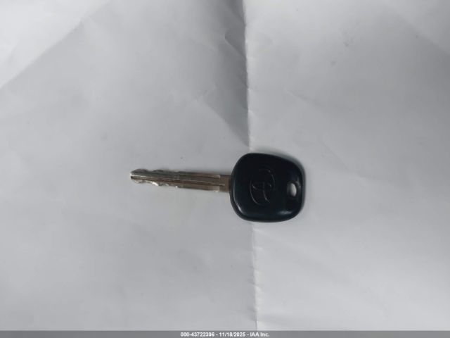 Toyota Corolla L Image 9