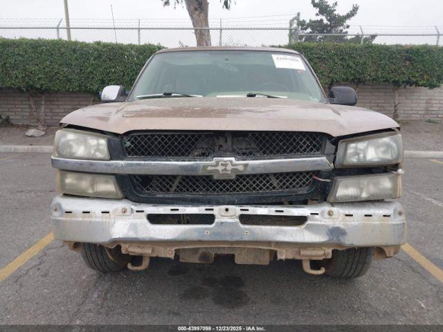 Chevrolet Silverado 1500 Ls Image 8