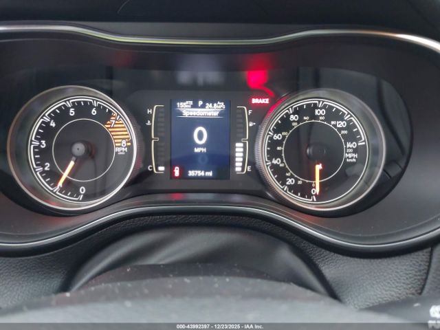 Jeep Cherokee Altitude Fwd Image 6