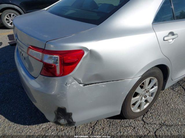 Toyota Camry L Image 5