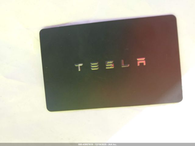 Tesla Model 3 Image 14