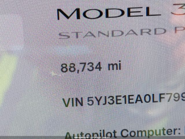 Tesla Model 3 Image 3