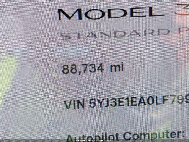 Tesla Model 3 Image 3