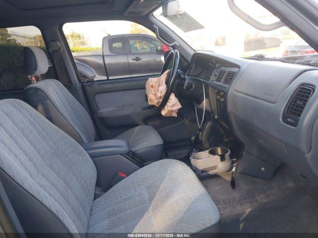 Toyota 4Runner Sr5 Image 7