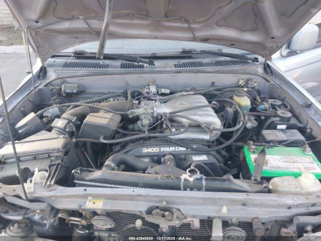 Toyota 4Runner Sr5 Image 11