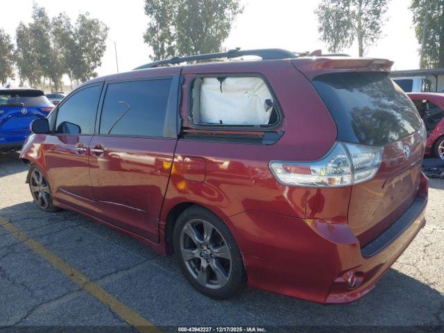 Toyota Sienna Se 8 Passenger Image 2