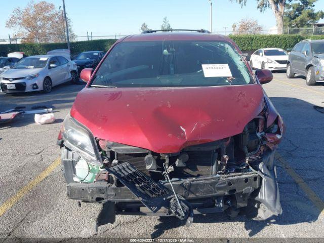 Toyota Sienna Se 8 Passenger Image 15