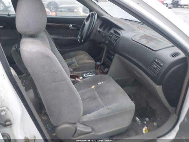 Suzuki Verona Image 10