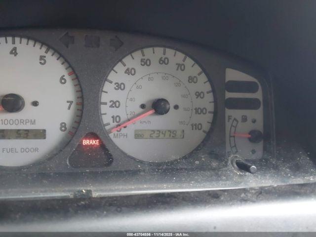 Toyota Corolla Ce Image 13