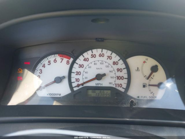 Toyota Corolla S Image 10