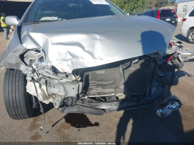 Toyota Corolla S Image 12