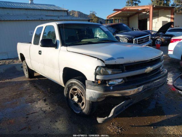  Salvage Chevrolet Silverado 1500